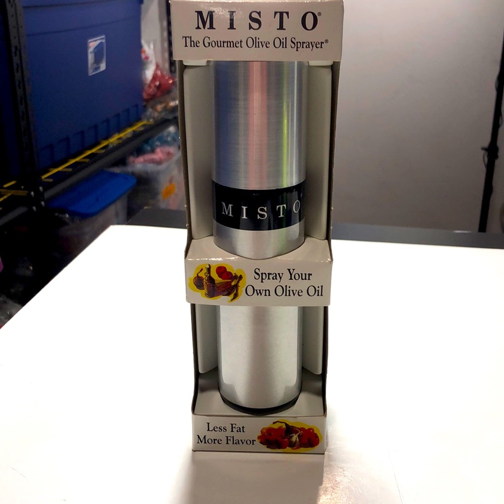 New in box Misto Olive Oil sprayer